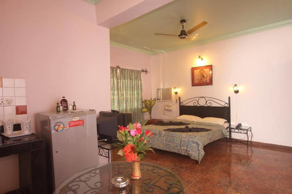 Hotel Sodder'S Gloria Anne Candolim Exterior foto